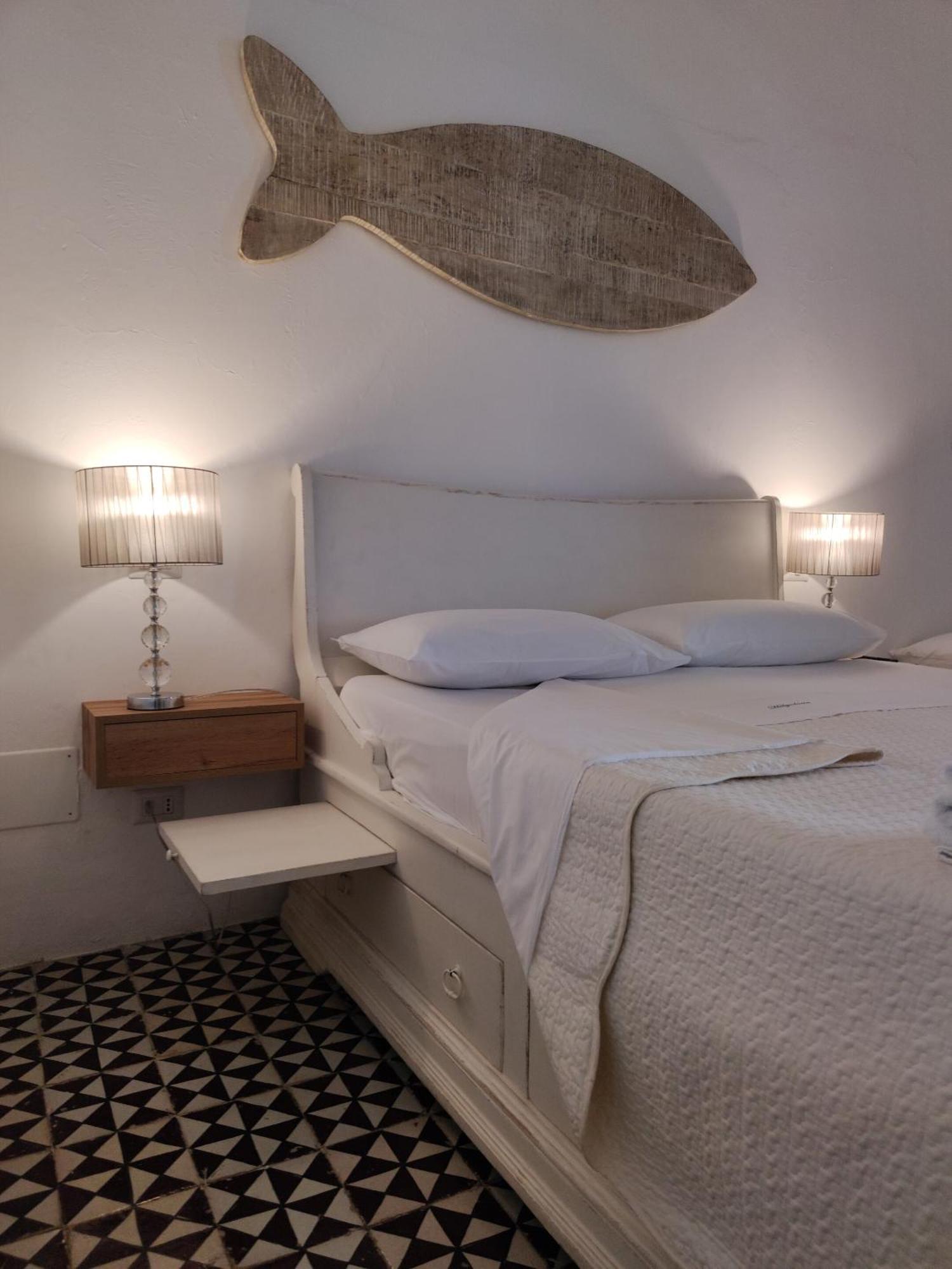 Hotel Halgoduria Santa Marina Salina Zimmer foto